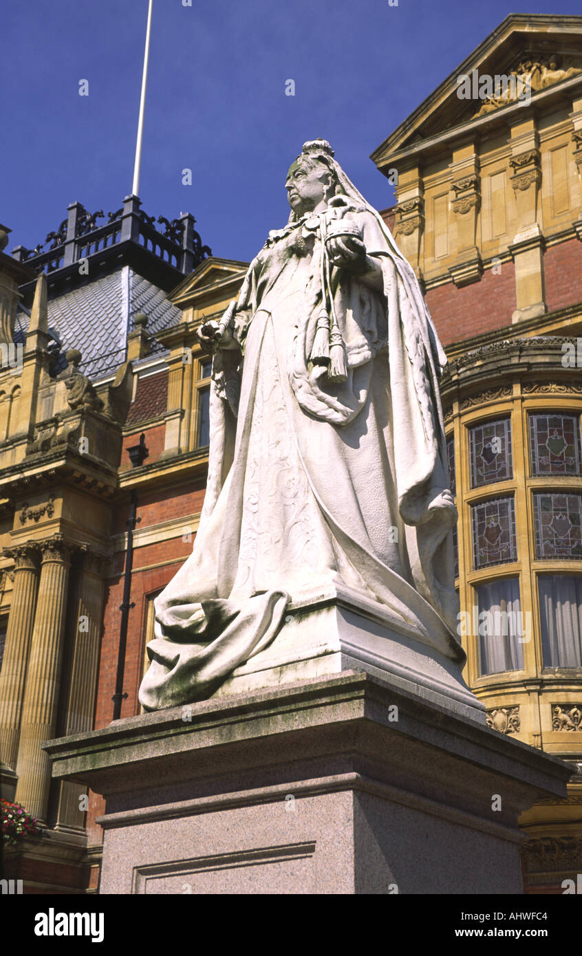 Queen victoria buildings hires stock photography and images Alamy