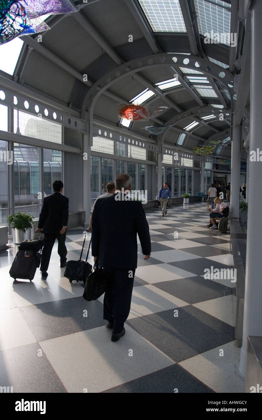 Terminal concourse ohare international airport hires stock photography and images Alamy
