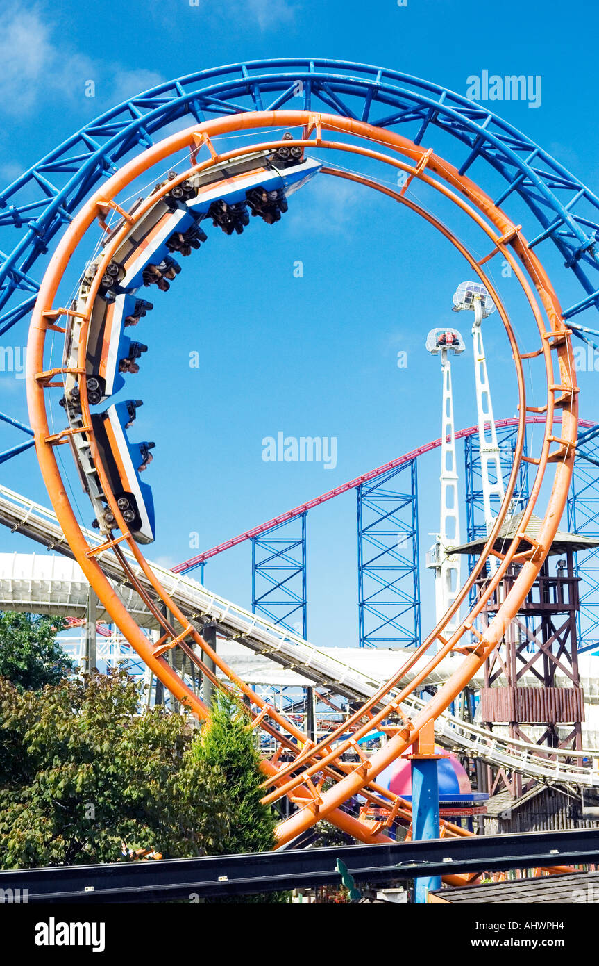 The revolution ride on Blackpool Pleasure Beach Stock Photo: 8317331 ...