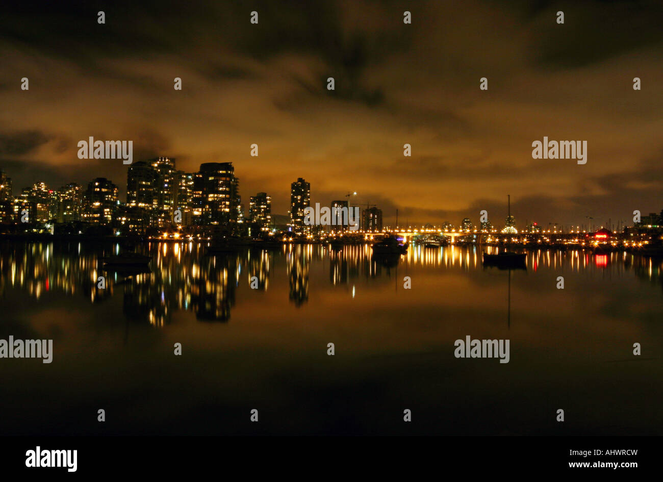 night view of false creek vancouver Stock Photo - Alamy