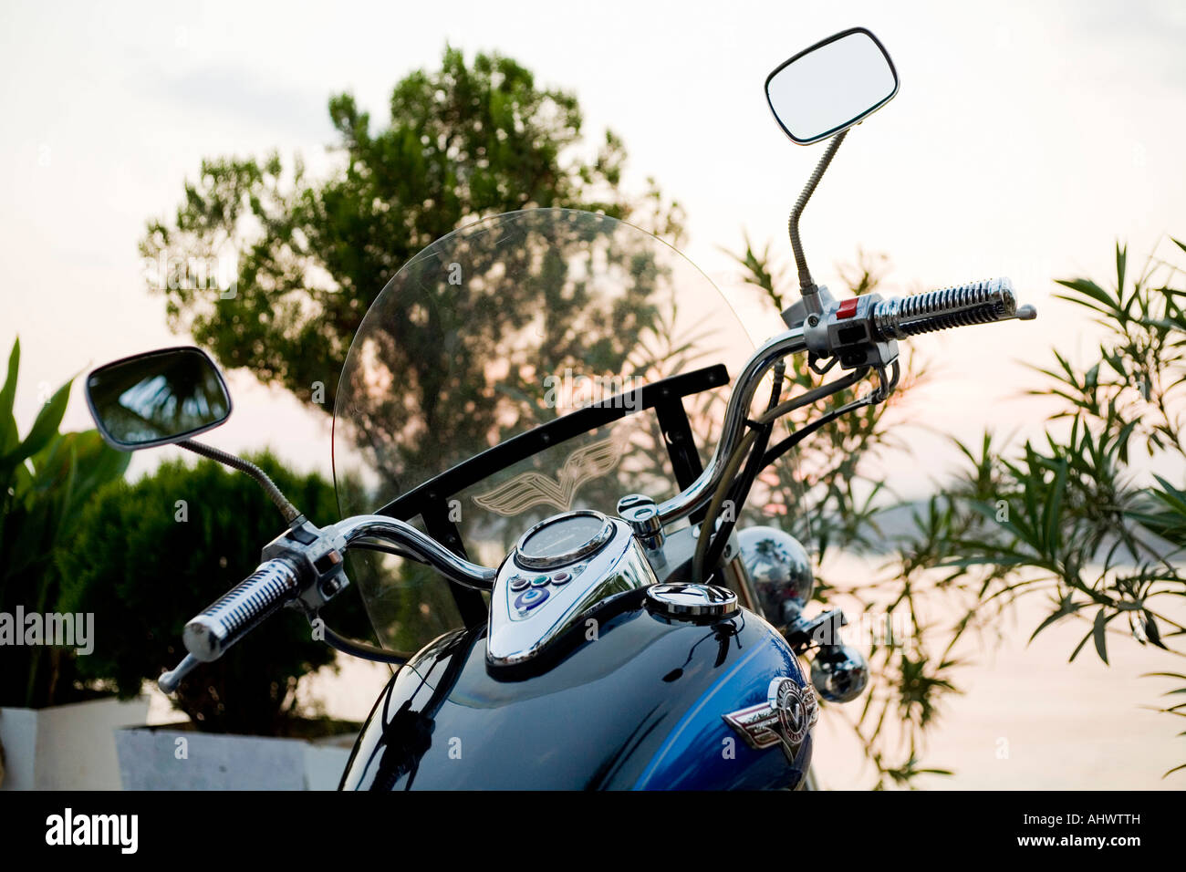 Handle bike set hi-res stock photography and images - Alamy