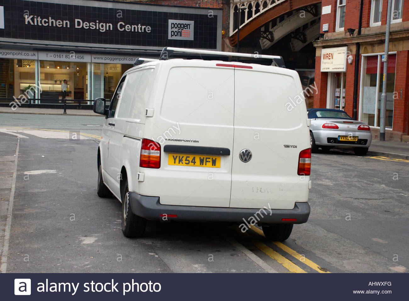 Illegal Parking Manchester Stock Photos & Illegal Parking Manchester Stock Images  Alamy