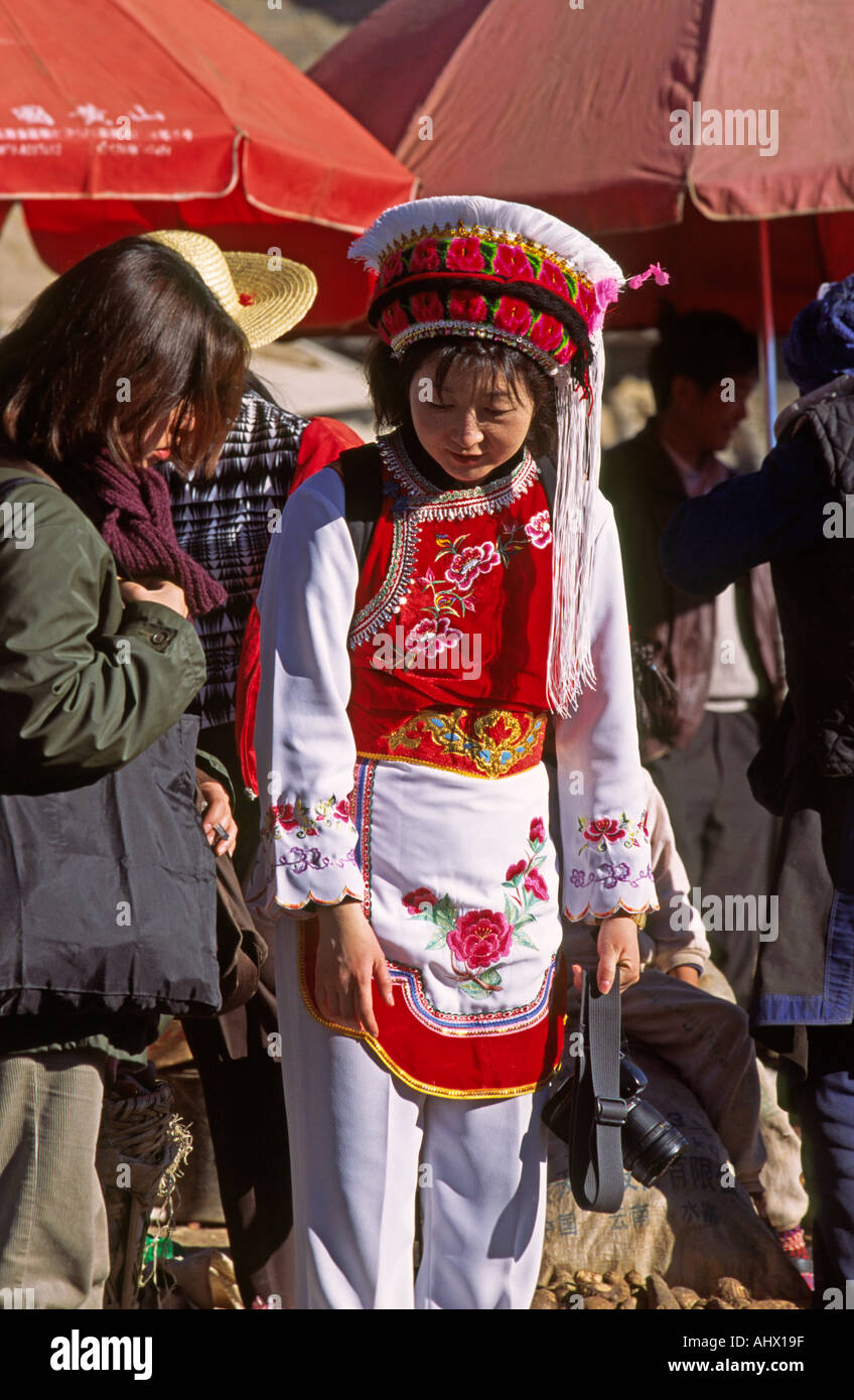 China Yunnan Shaping market woman wearing traditional dress Stock Photo