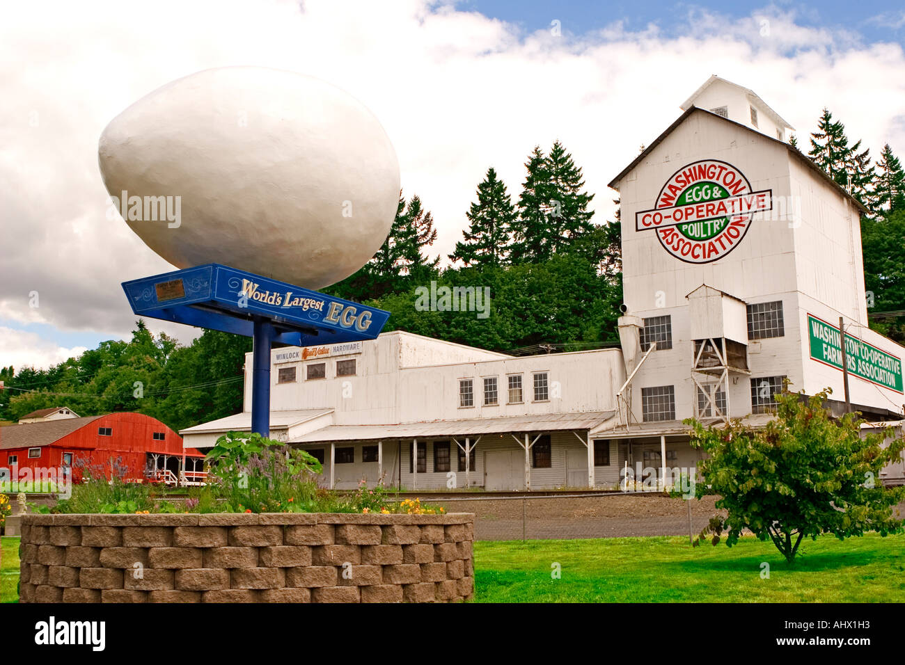 Image of the giant fiberglass model egg that sits on a pedestal in the