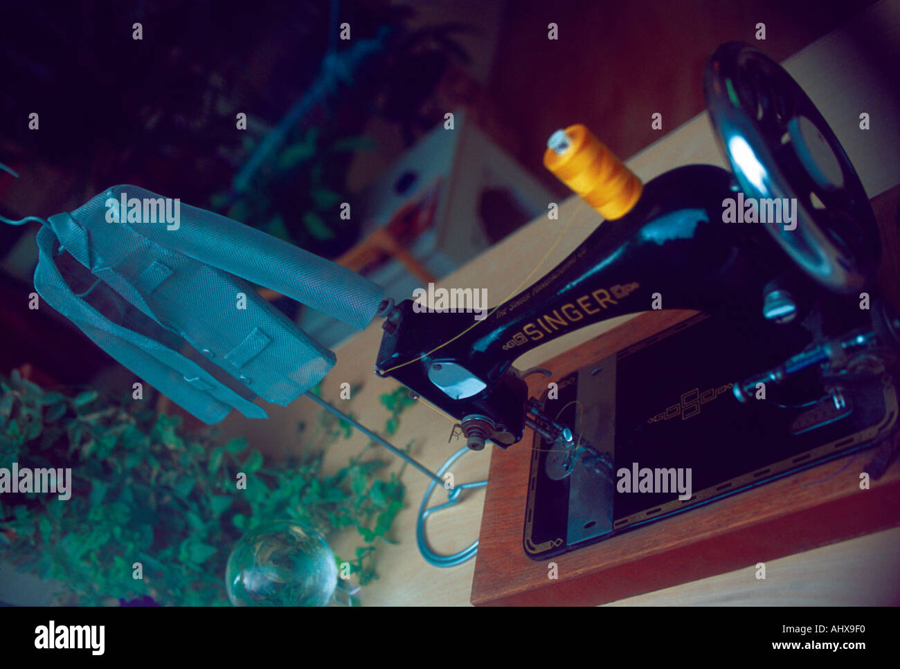 old Singer sewing machine shop window Stock Photo Alamy