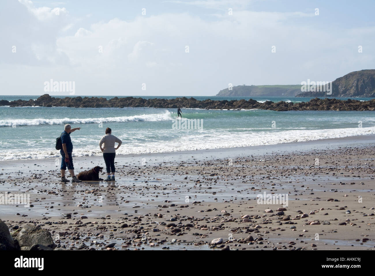 Mature male surfer watching hi-res stock photography and images - Alamy