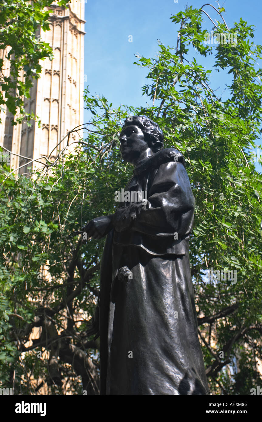 emmeline-pankhurst-sculpture-hi-res-stock-photography-and-images-alamy