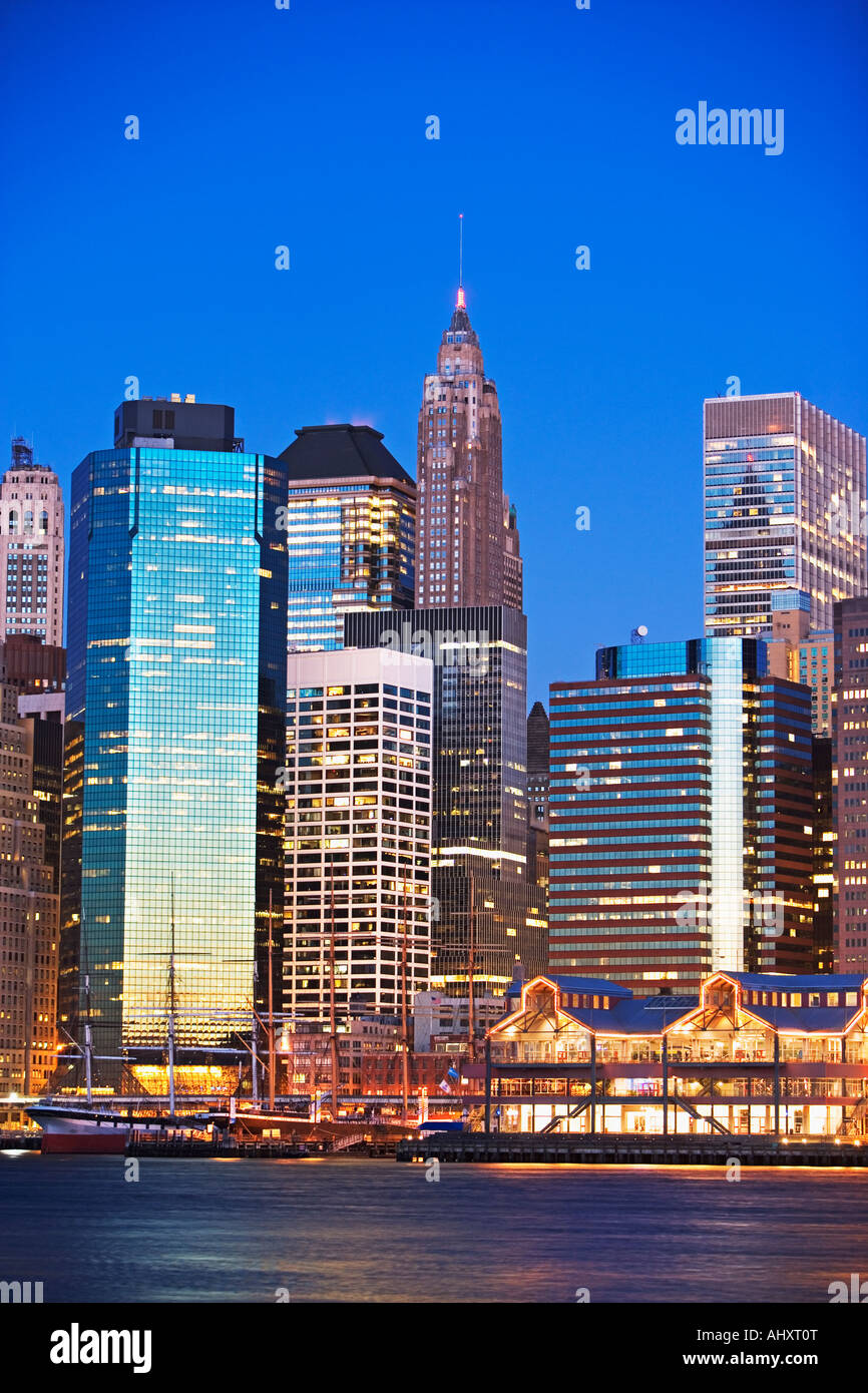 New York City skyline at dusk Stock Photo - Alamy