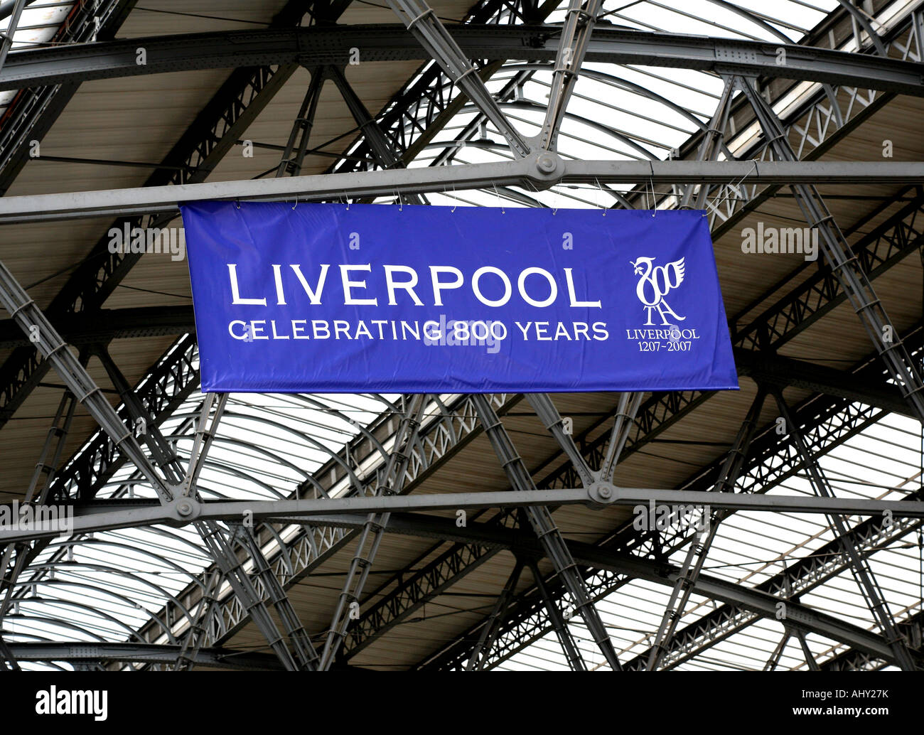 Banner marking Liverpool's 800th Anniverary in 2007 in Lime Street
