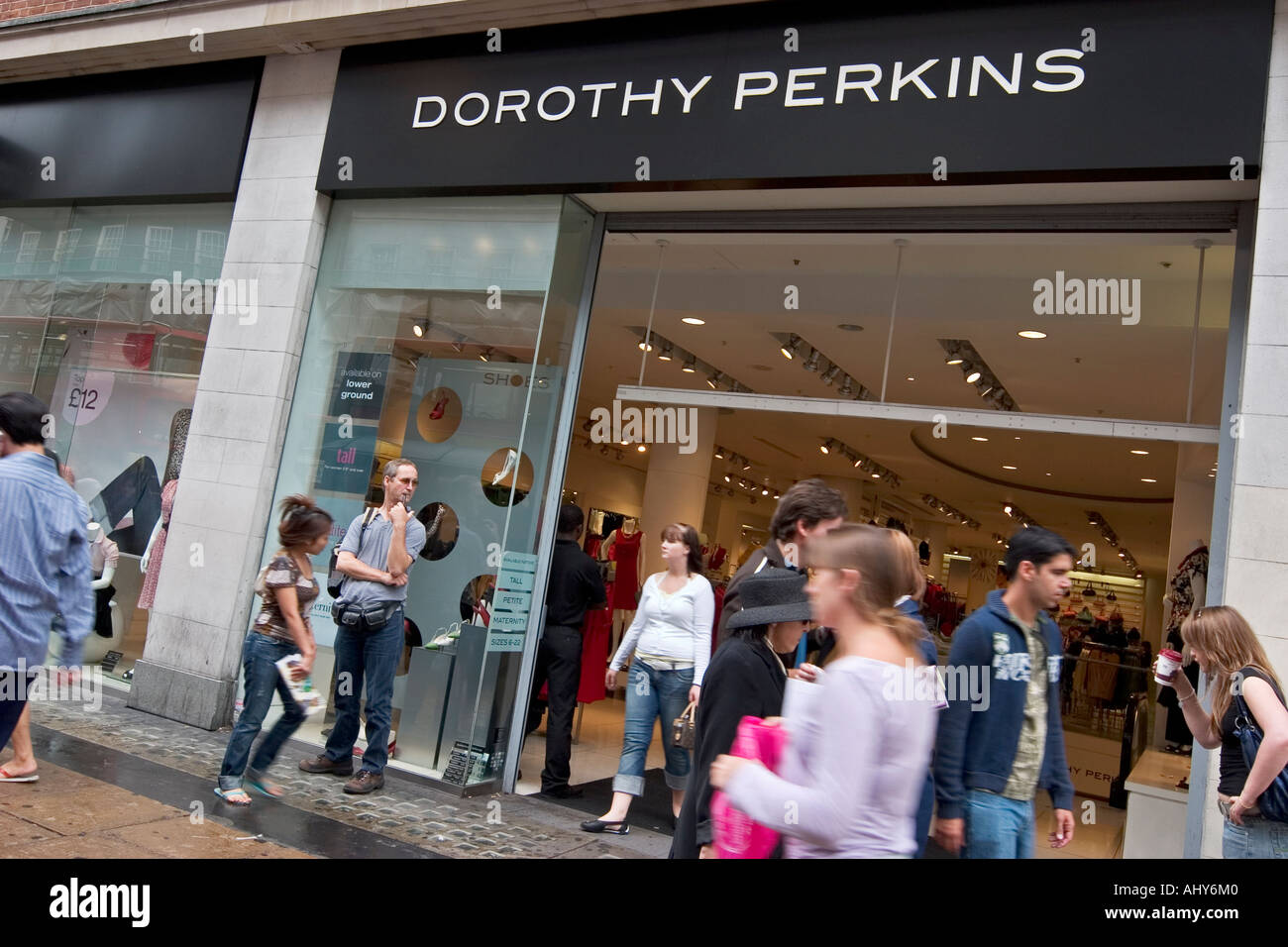 Dorothy Perkins store on Oxford Street London Stock Photo - Alamy