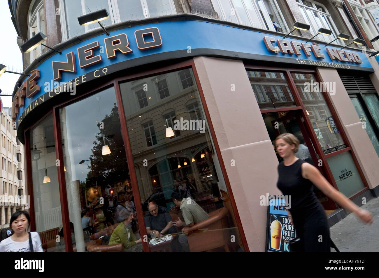 Caffe Nero coffee shop in Covent Garden London Stock Photo