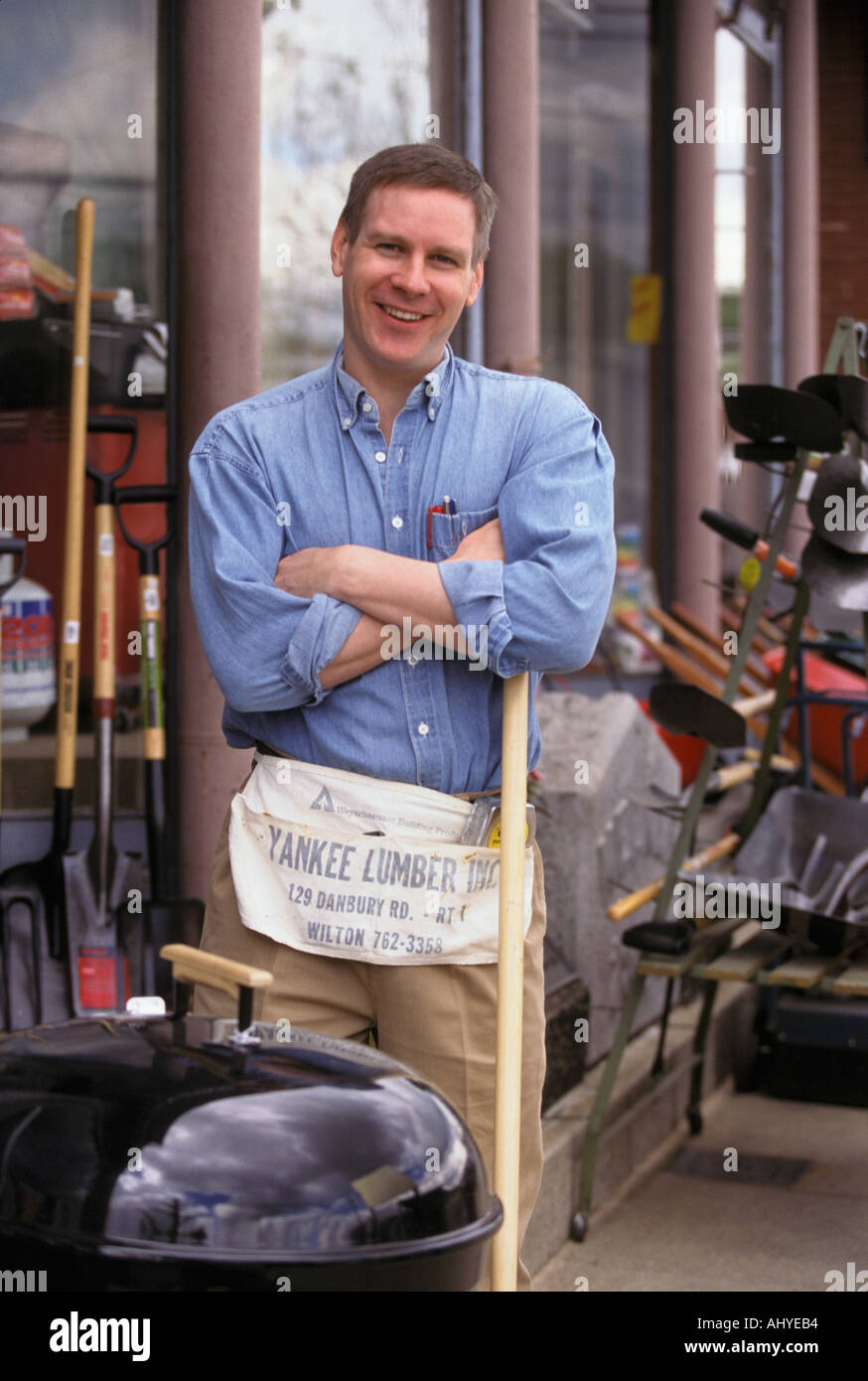 Hardware entrepreneur hires stock photography and images Alamy