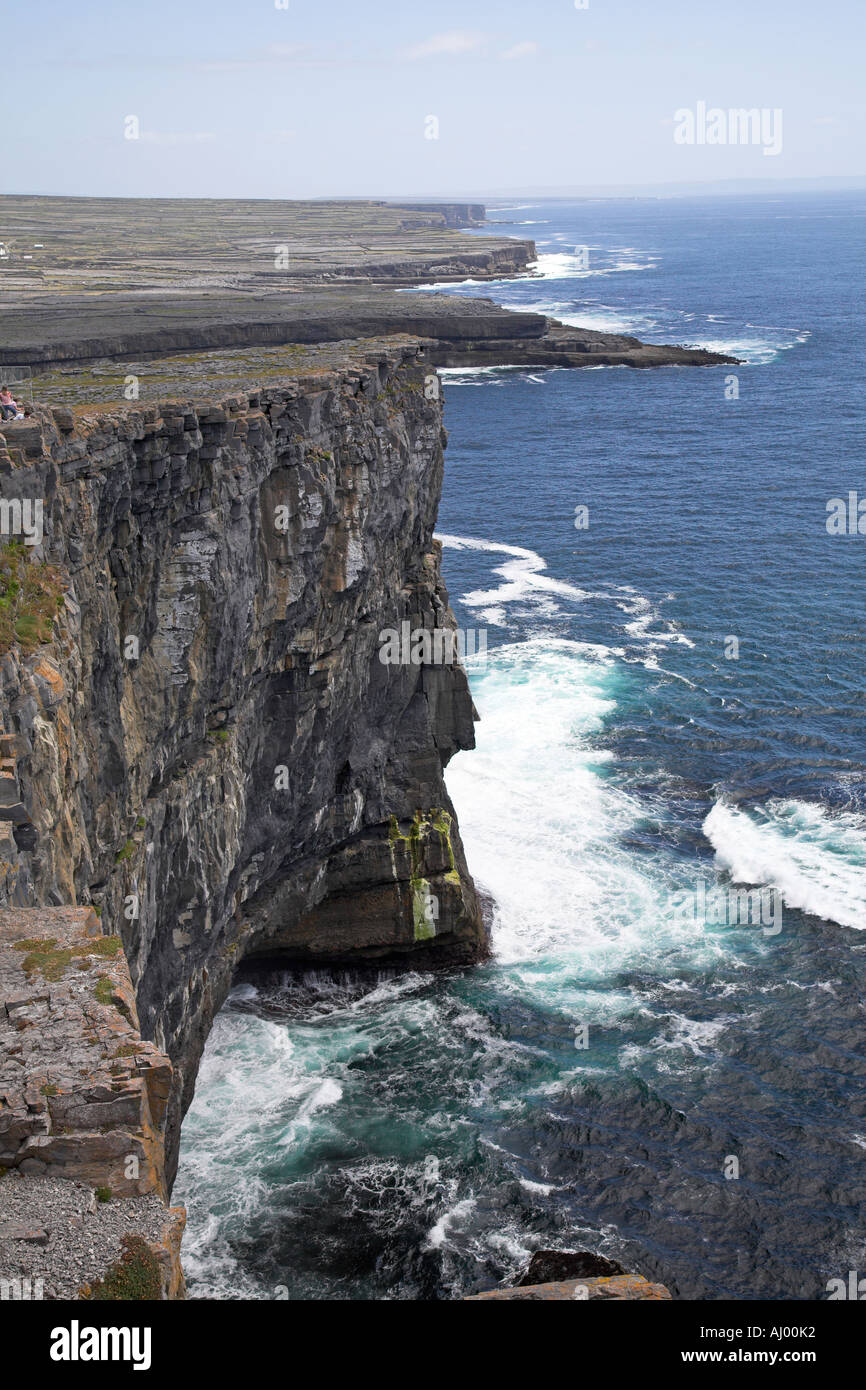 Dun aengus view sea hi-res stock photography and images - Alamy