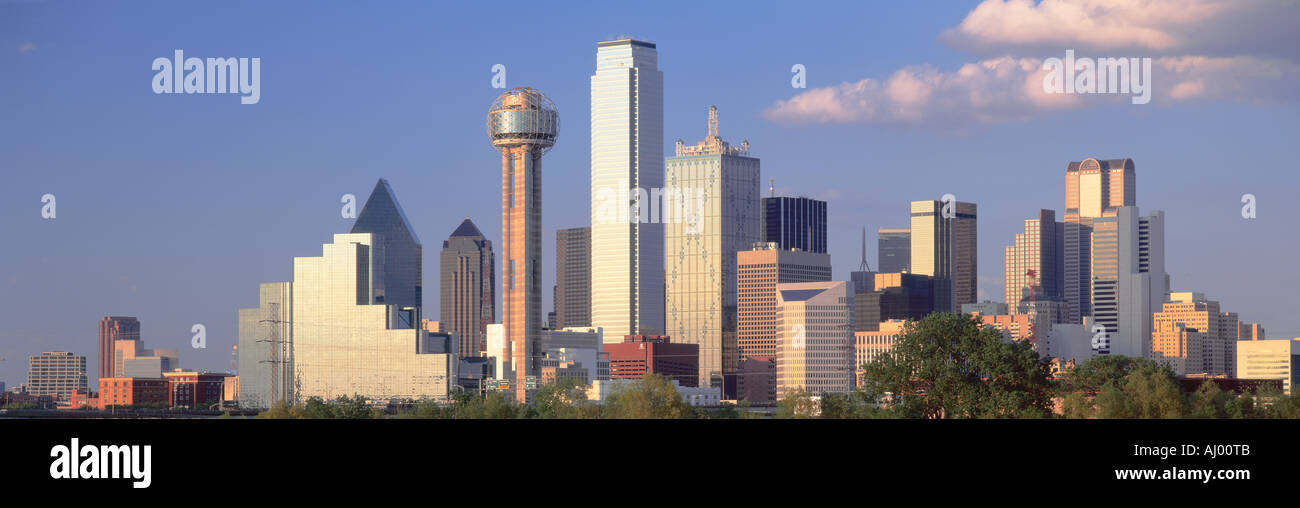 Reunion Tower Dallas Sunset Texas Stock Photo - Alamy