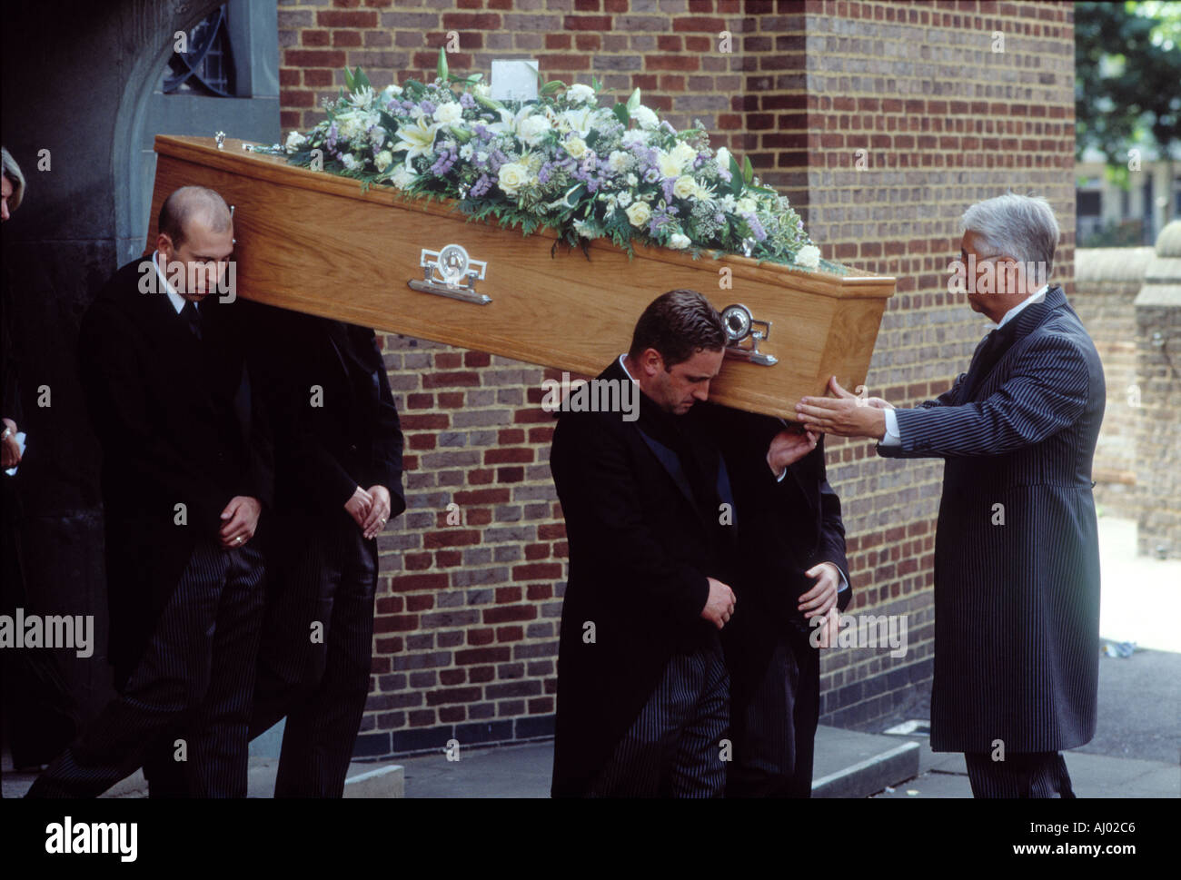 Credit line is mandatory John Angerson Albins funeral directors Bermondsey East Lonodn Stock Photo