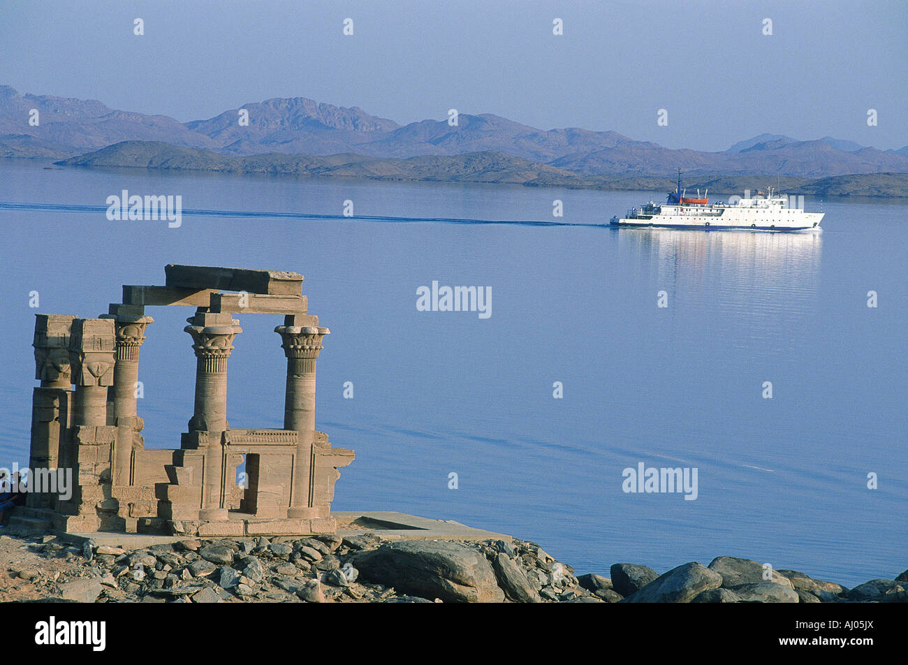 Temple Kalabsha On Lake Temple Hi Res Stock Photography And Images Alamy