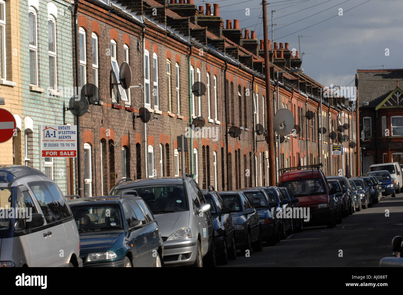 Luton aerial hires stock photography and images Alamy