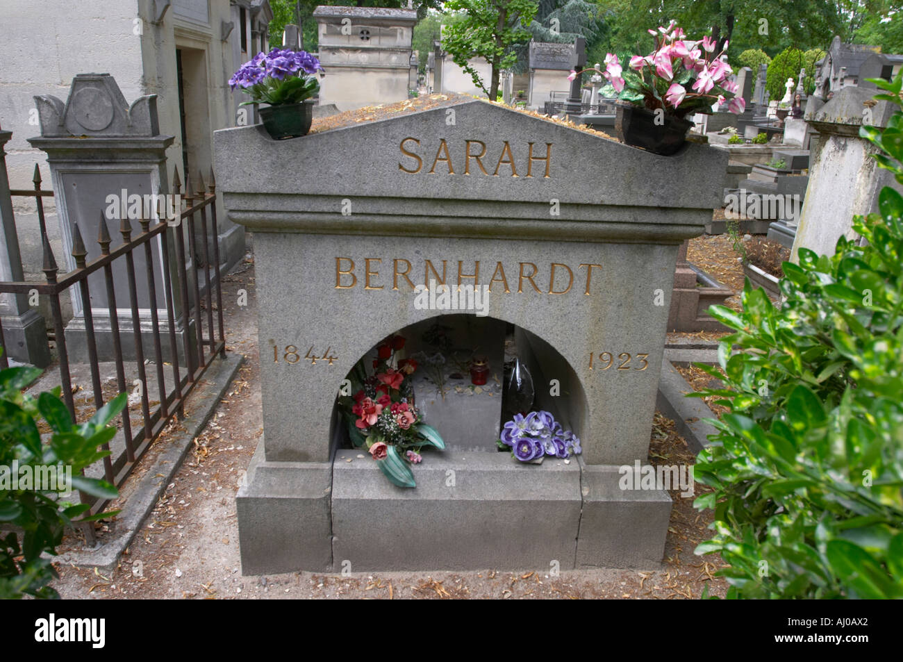 29/3/23, obsèques [de] Sarah Bernhardt au Père-Lachaise