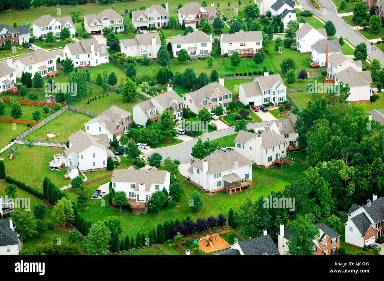 Tract housing hires stock photography and images Alamy
