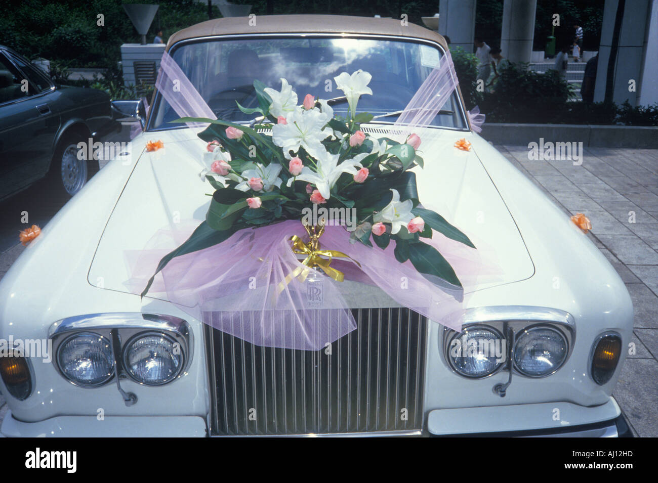 A Rolls Royce decorated for a wedding day ceremony Hong Kong Stock Photo -  Alamy