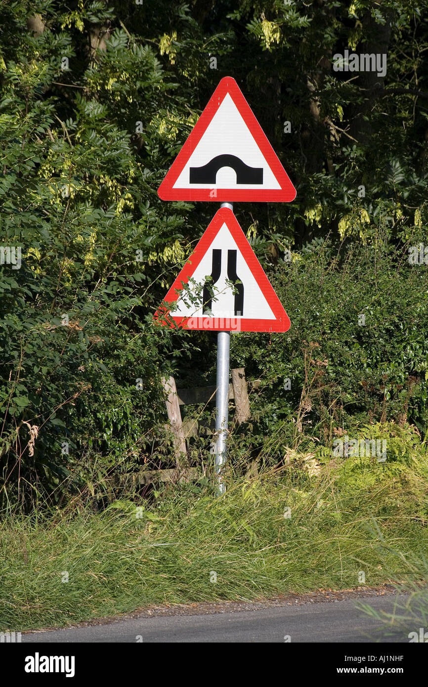 Narrow bridge ahead road sign hires stock photography and images Alamy