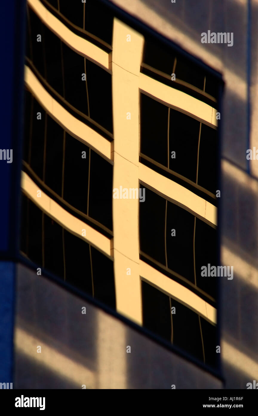 Criss cross patterns hi-res stock photography and images - Alamy