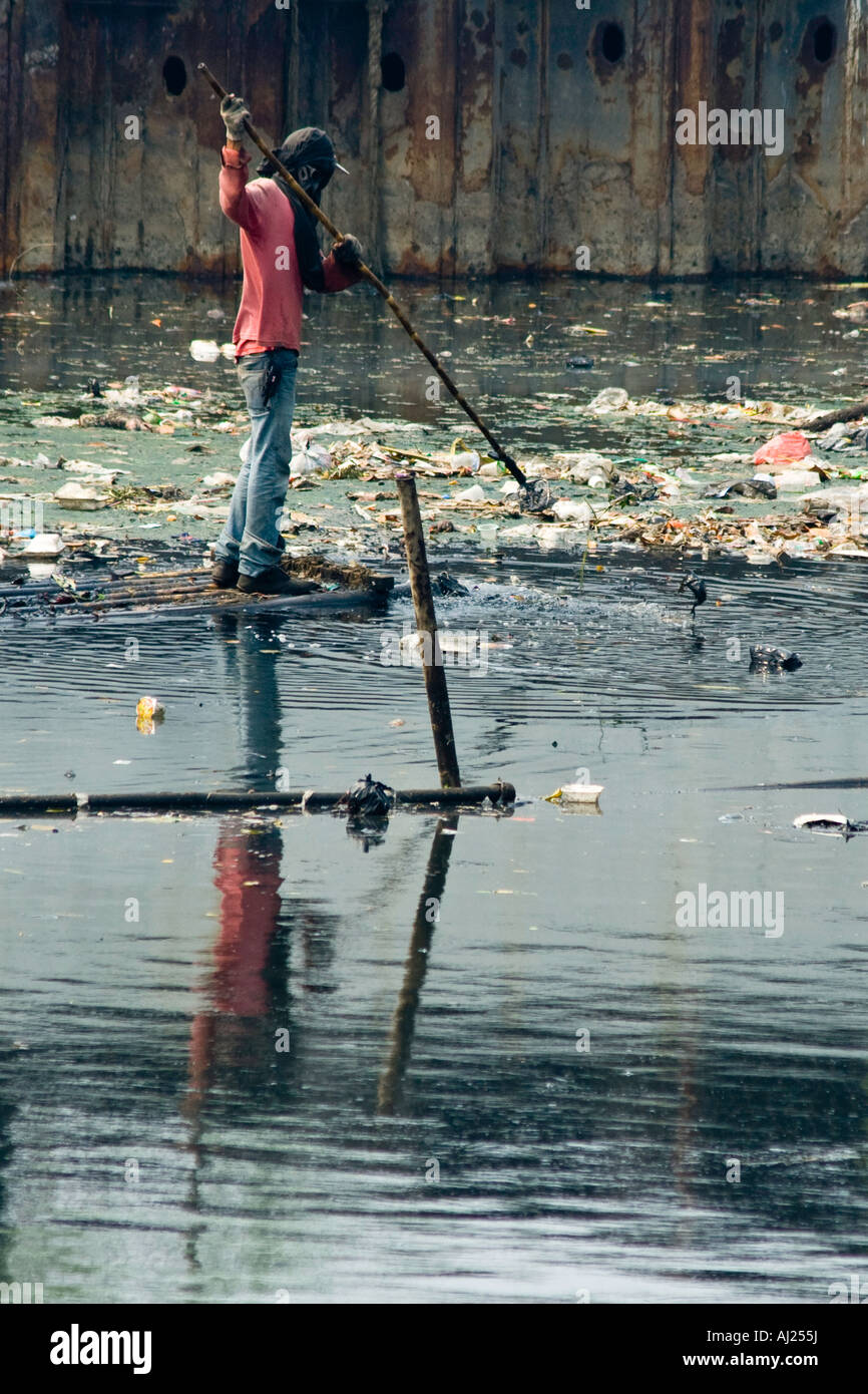 Jakarta Ciliwung River People High Resolution Stock Photography and ...