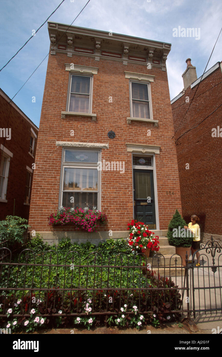 Cincinnati Ohio,Mt. Adams Hatch Street historic homes,houses,residences,visitors travel