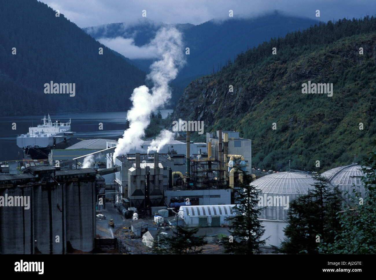 Alaska pulp mill hires stock photography and images Alamy