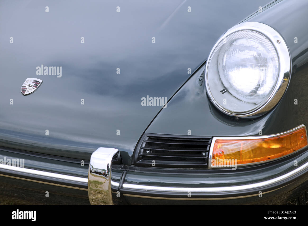Vintage car front end hi-res stock photography and images - Alamy