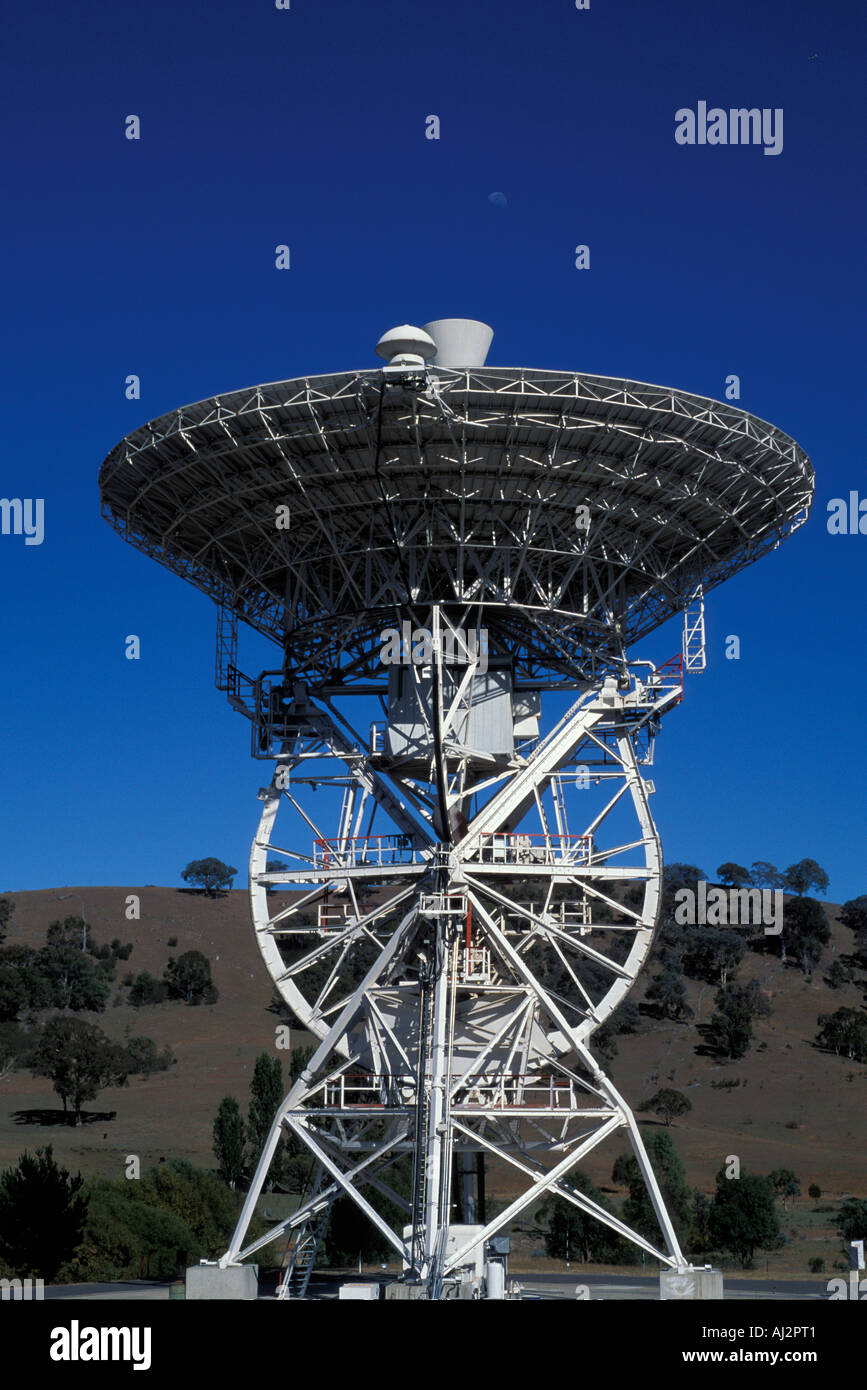 Australia canberra space centre hires stock photography and images Alamy