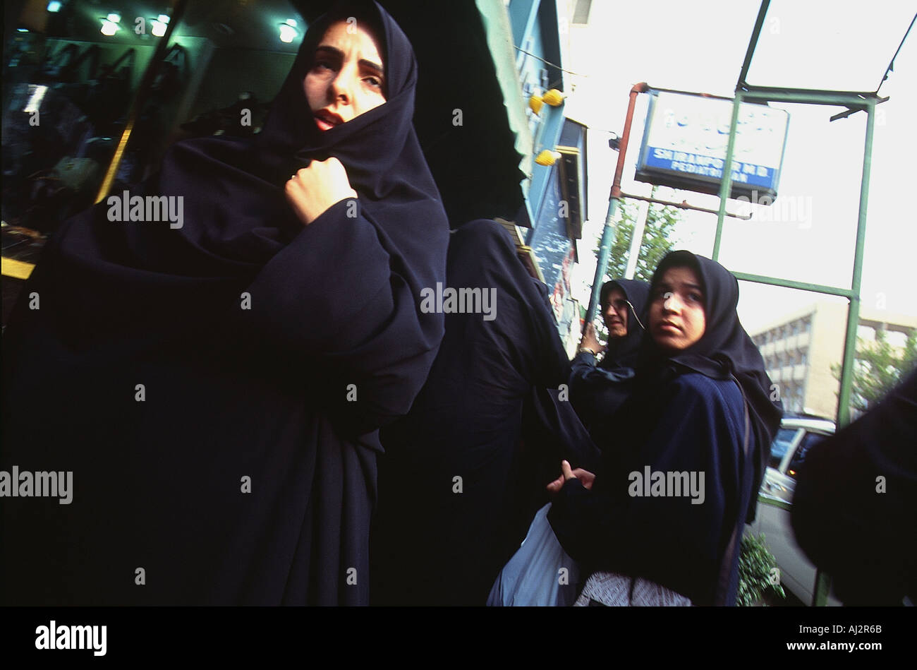 Iranian women hi-res stock photography and images - Alamy