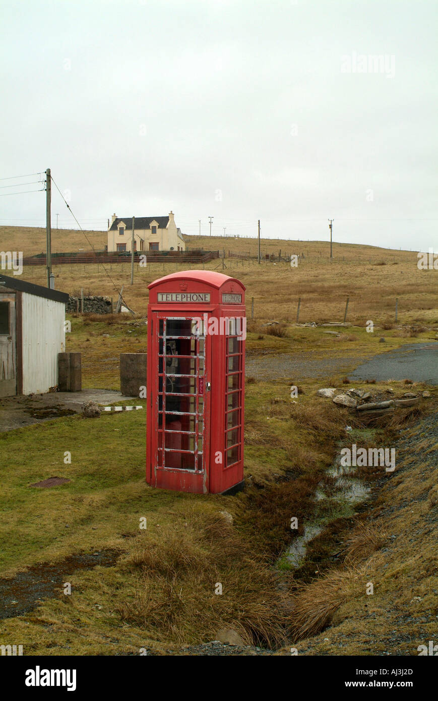 Traditional Red Telephone box, on Shetland Isles, Northern Scotland 2005 Stock Photo