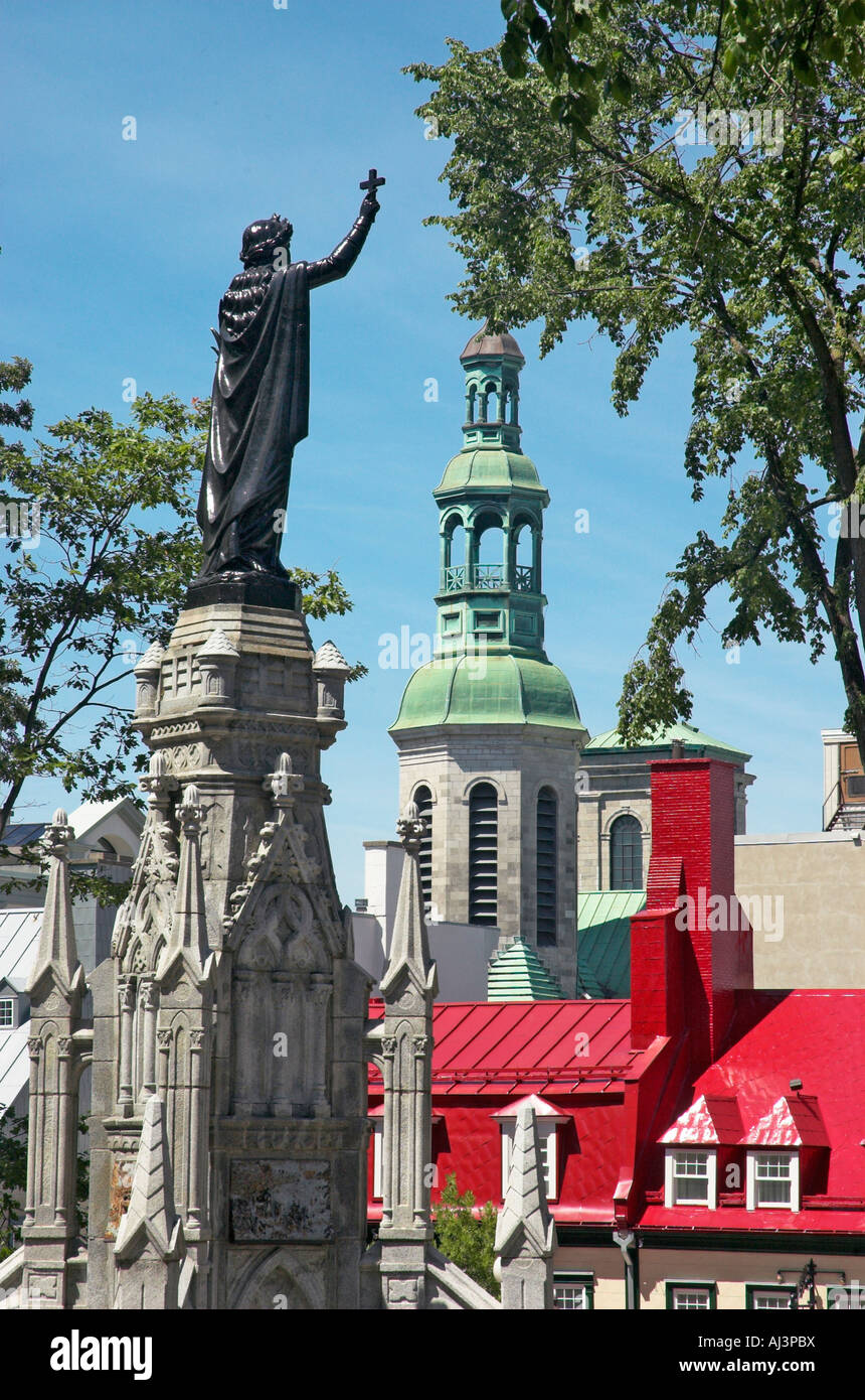 The Monument of Faith in Quebec City's Place d'Armes Stock Photo Alamy