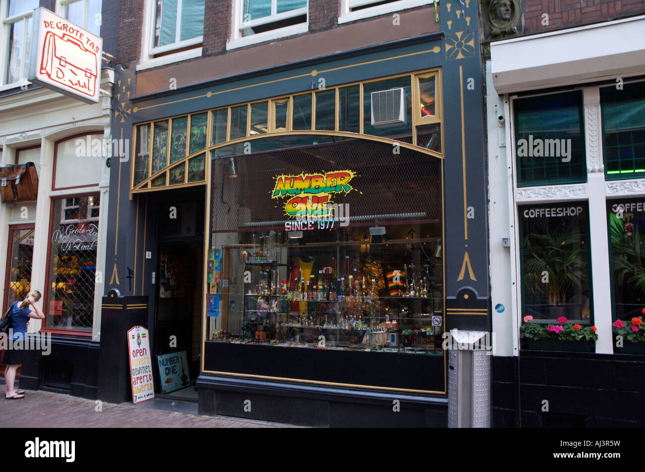 Amsterdam headshop hi-res stock photography and images - Alamy