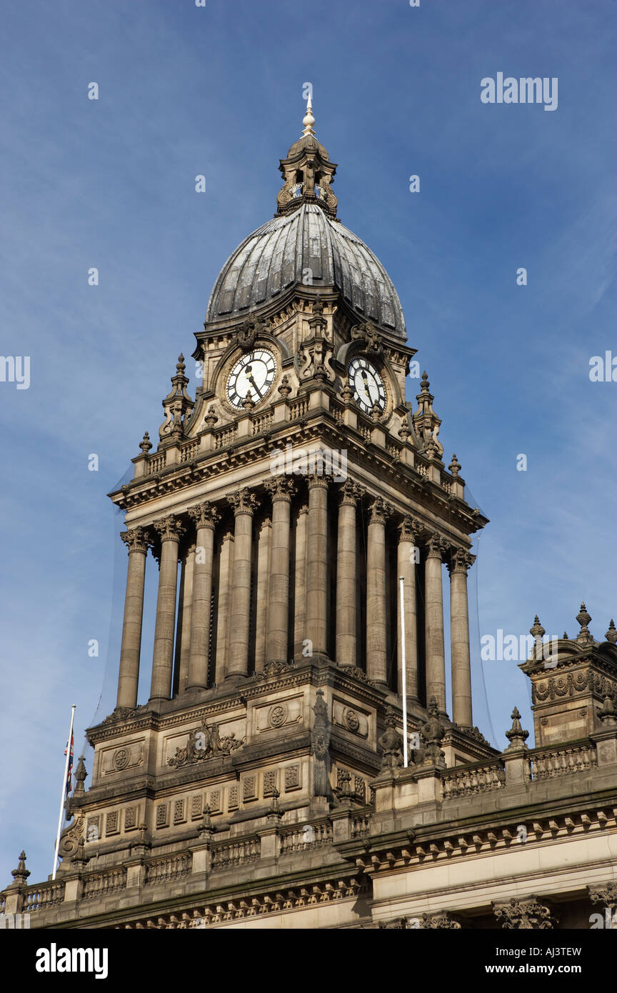 Leeds town hall tower hi-res stock photography and images - Alamy