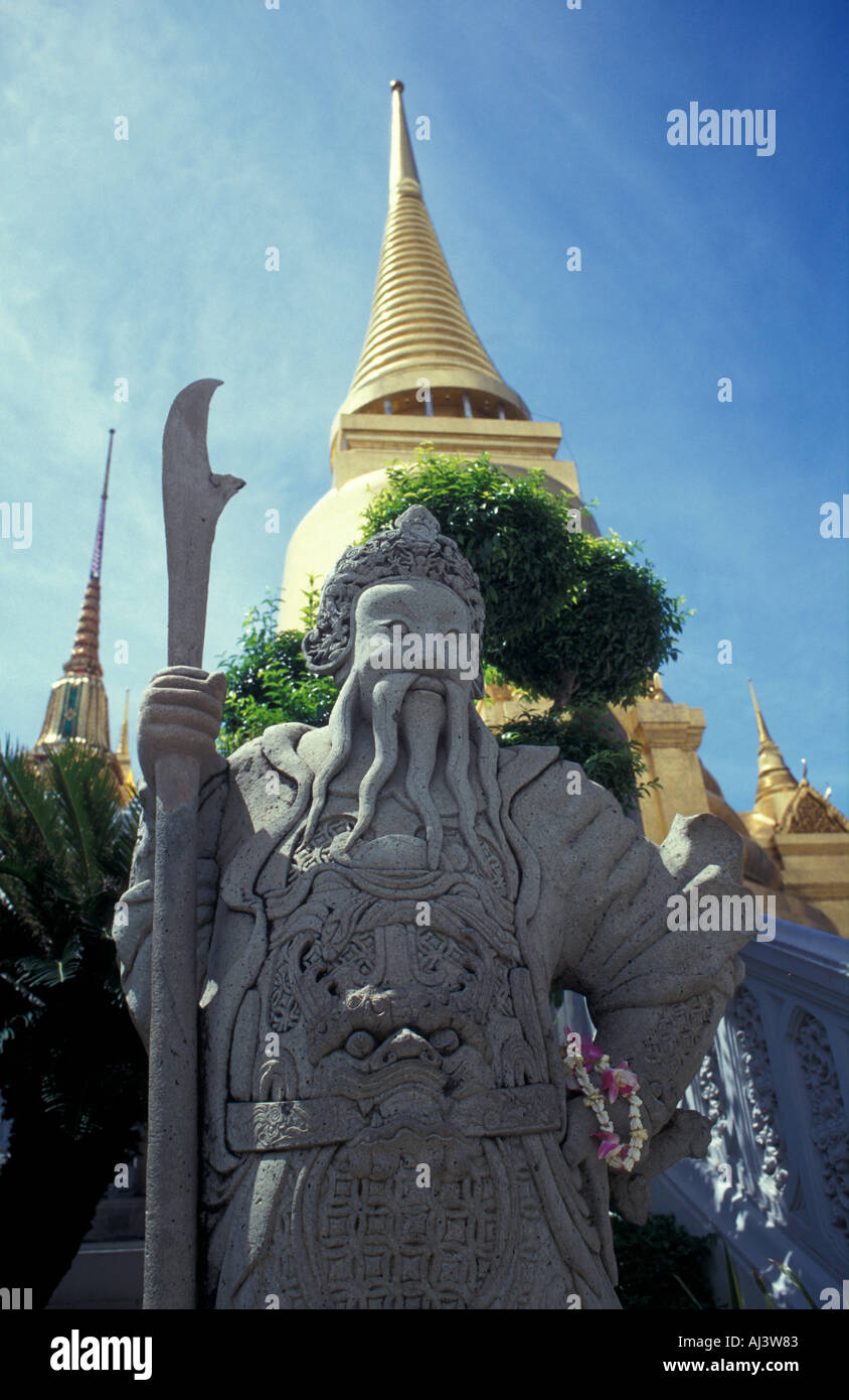 stone statue in grand palace bangkok thailand Stock Photo - Alamy