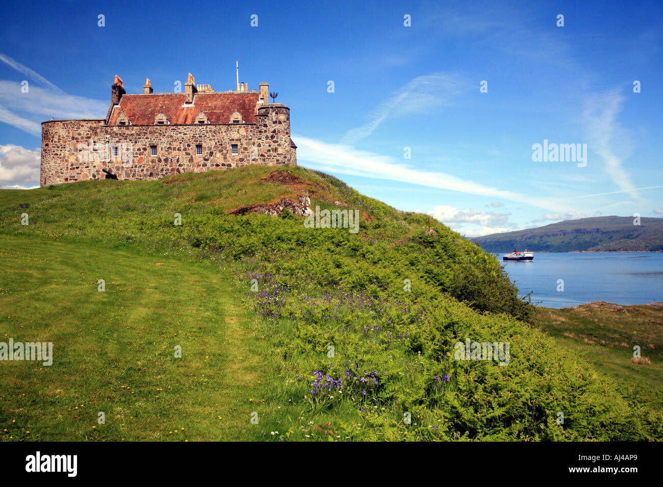UK Scotland Strathclyde Argyll Isle of Mull Duart Castle and the Sound