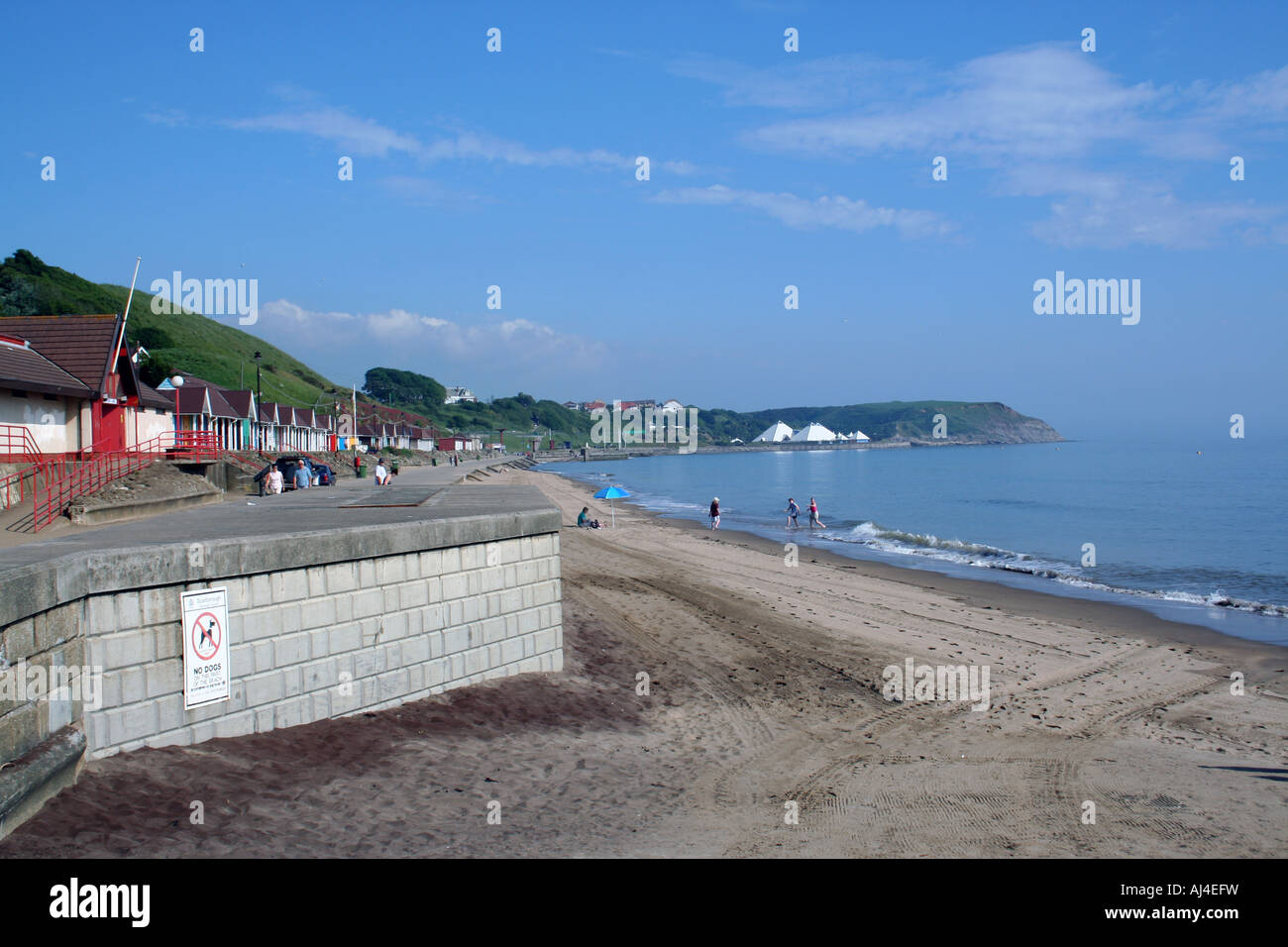 North Bay beach and chalets, Scarborough, North Yorkshire, England. Stock Photo