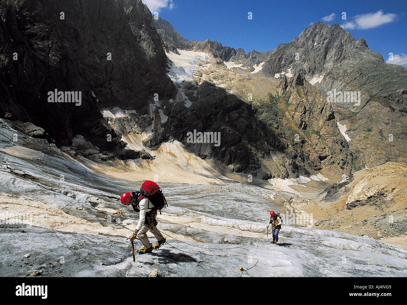 Climbers on Avaspi Glacier in Resko Mountain, Turkey. Stock Photo