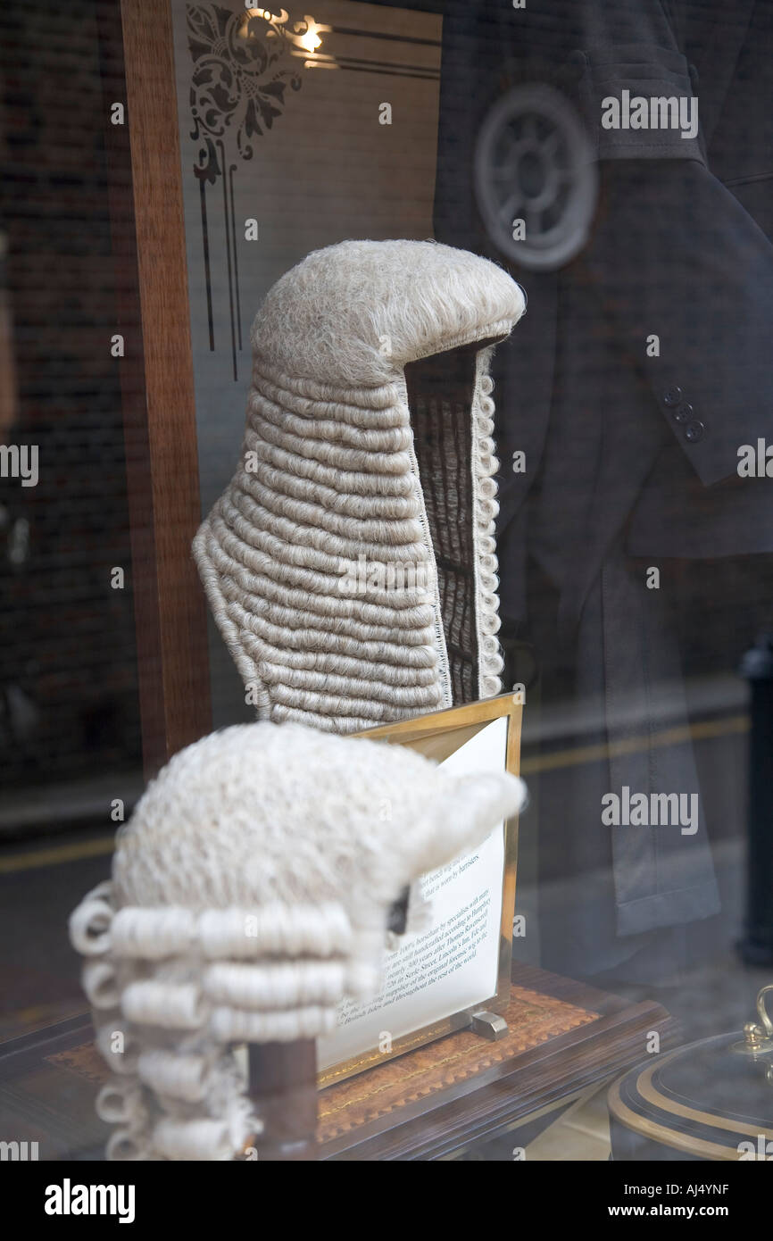 Ede And Ravenscroft Legal Wigs And Regalia Shop In Star Yard London Stock Photo Alamy