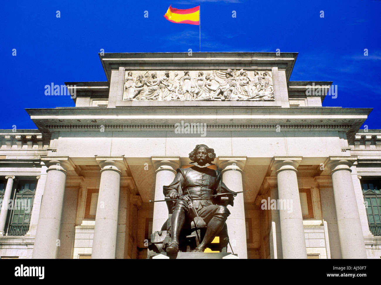 STATUE OF VELASQUEZ PRADO MUSEUM MADRID SPAIN Stock Photo