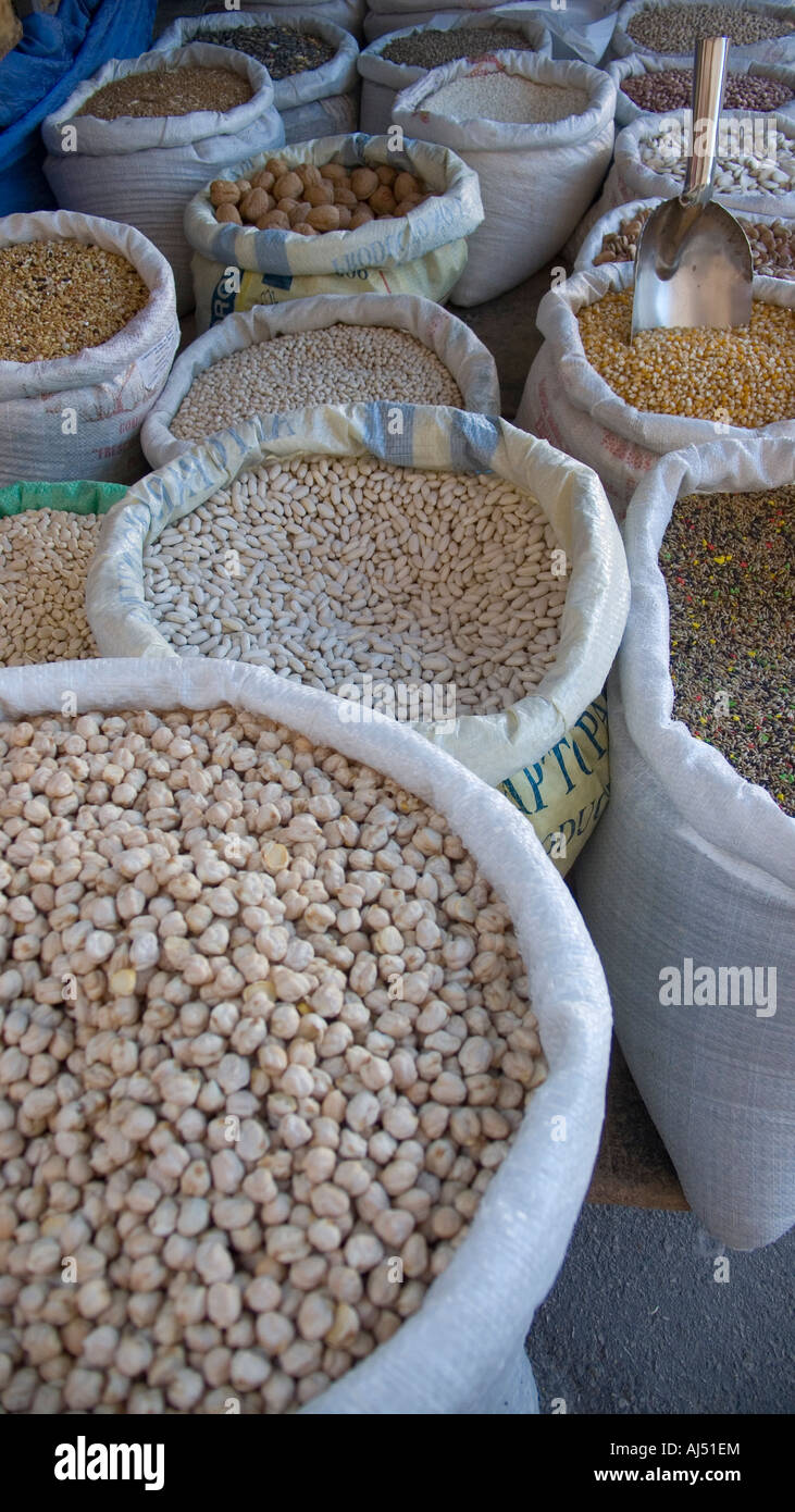 Grains and pulses hires stock photography and images Alamy
