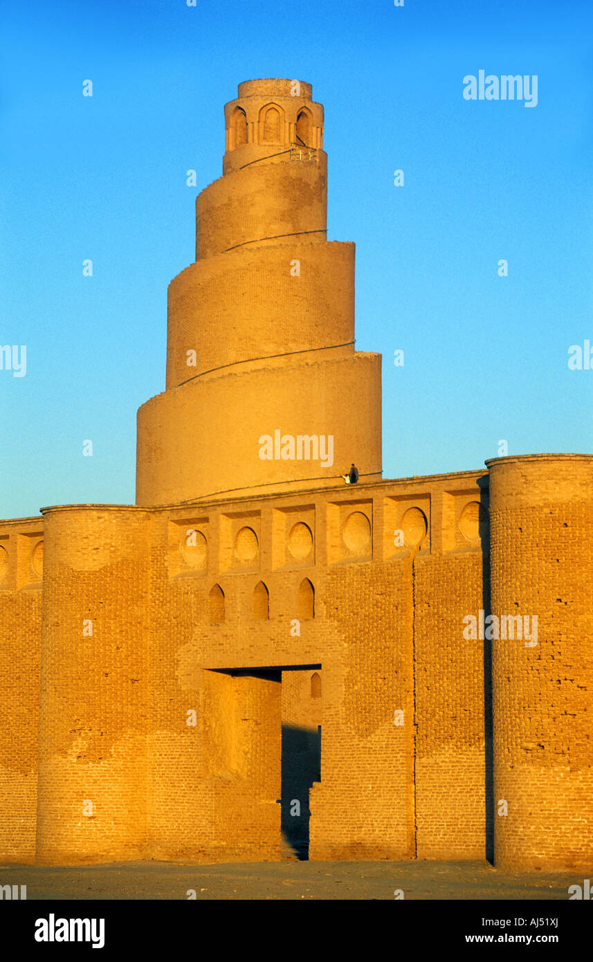 Great Mosque Of Samarra Iraq Stock Photo Alamy
