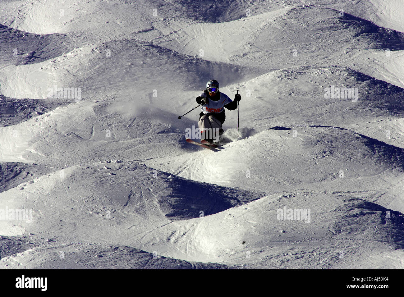women ski s moguls Stock Photo Alamy