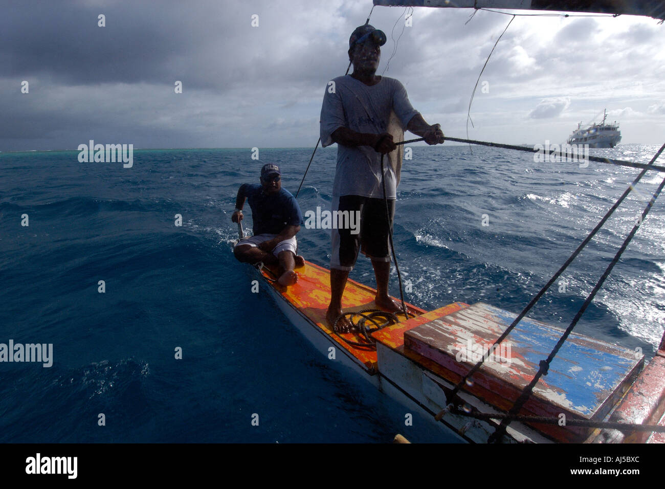 Micronesia outrigger hires stock photography and images Alamy