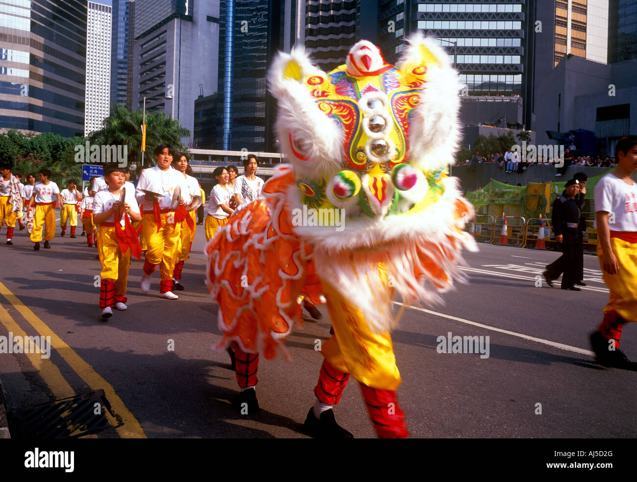 Lion Dance Parade For The Chinese Lunar New Year Hong Kong Stock Photo Alamy