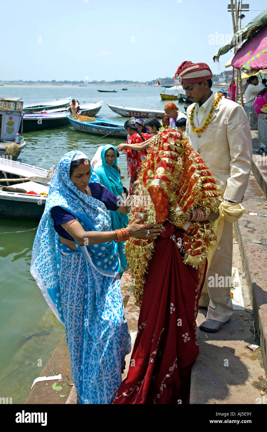 Blessing a marriage. Dasaswamedh Ghat. Ganges river. Varanasi. India Stock Photo