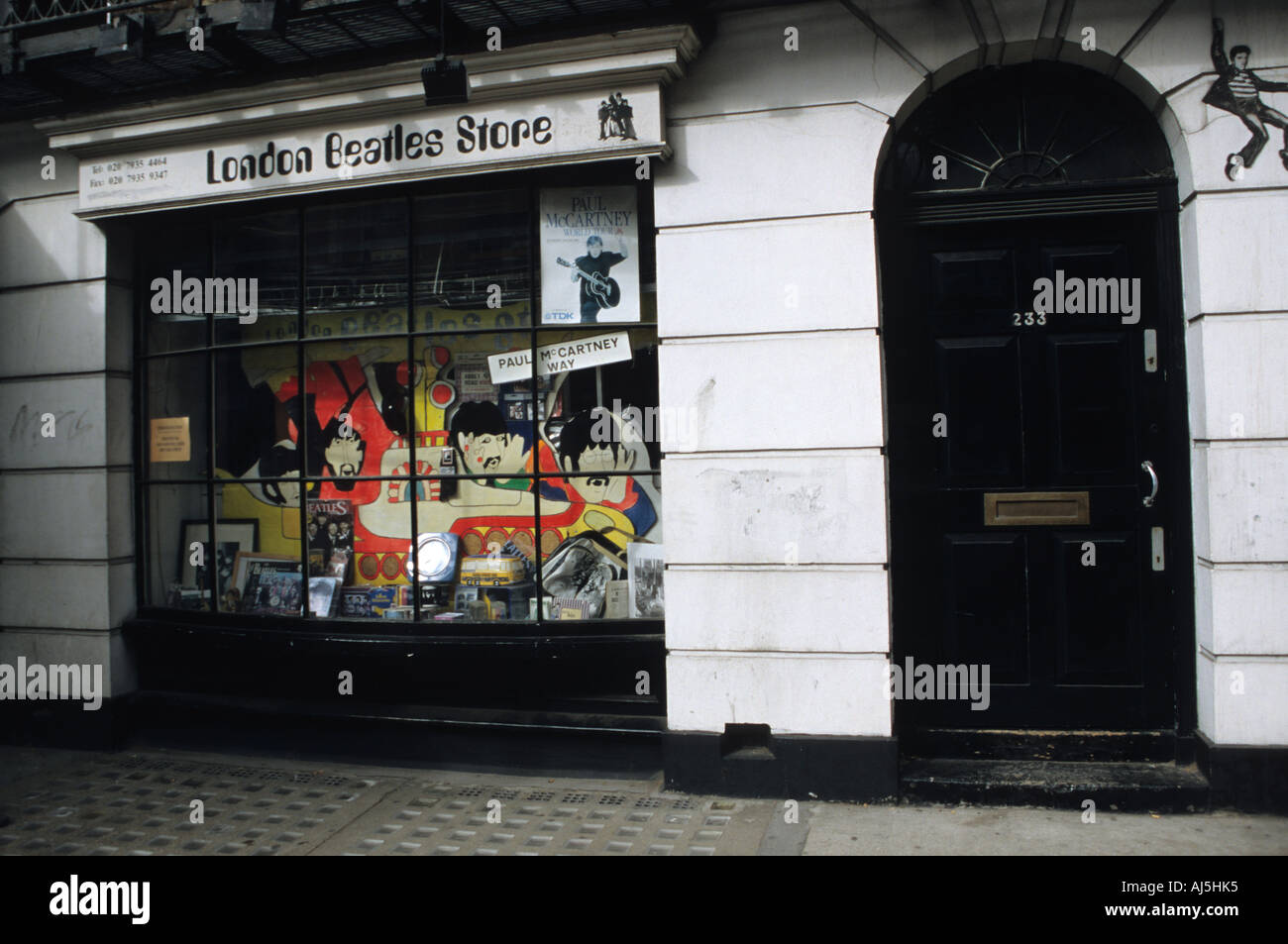 The Beatles Store In Baker Street London Stock Photo Alamy