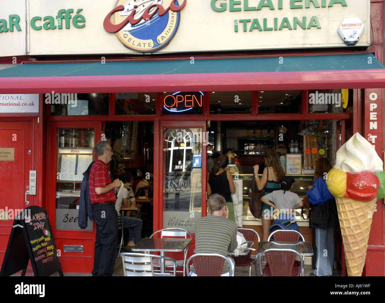 Ciao ice cream cafe Charing Cross Road London Stock Photo - Alamy